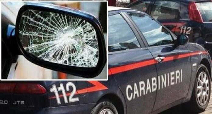 carabinieri, truffa specchietto