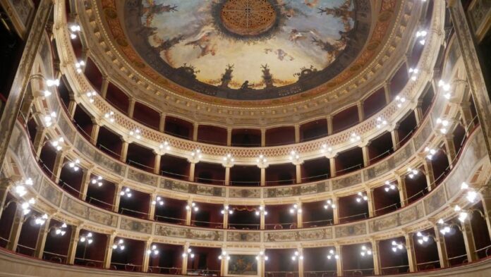 APERTURA-HASHTAG-SICILIA-NEWS-NOTIZIE-GIORNALE-ONLINE-OGGI-NOTIZIA-DEL-GIORNO-REDAZIONE - TEATRO MASSIMO DI SIRACUSA